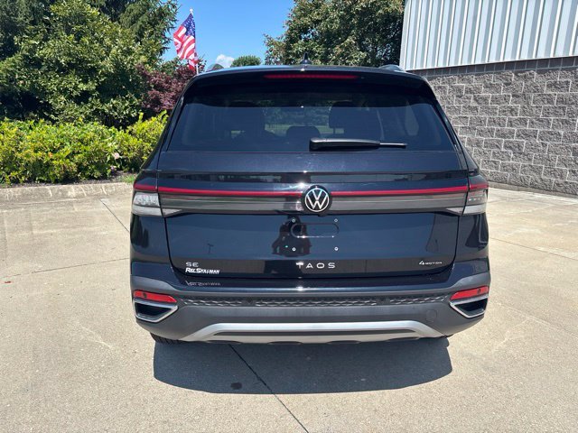 Used 2026 Black Volkswagen 1.5T SE image 8