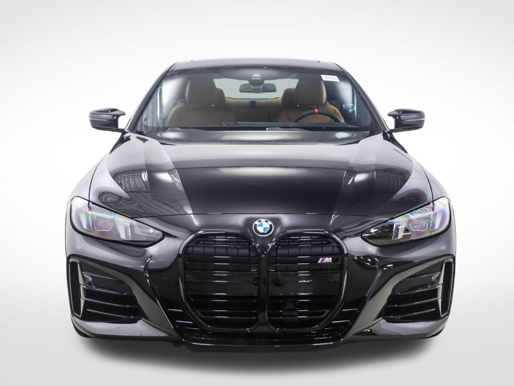 Used 2026 Black Sapphire Metallic BMW M440i xDrive image 9
