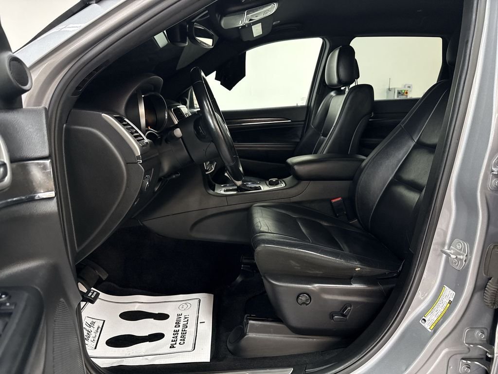 Used 2018 Billet Silver Metallic Jeep Limited image 12