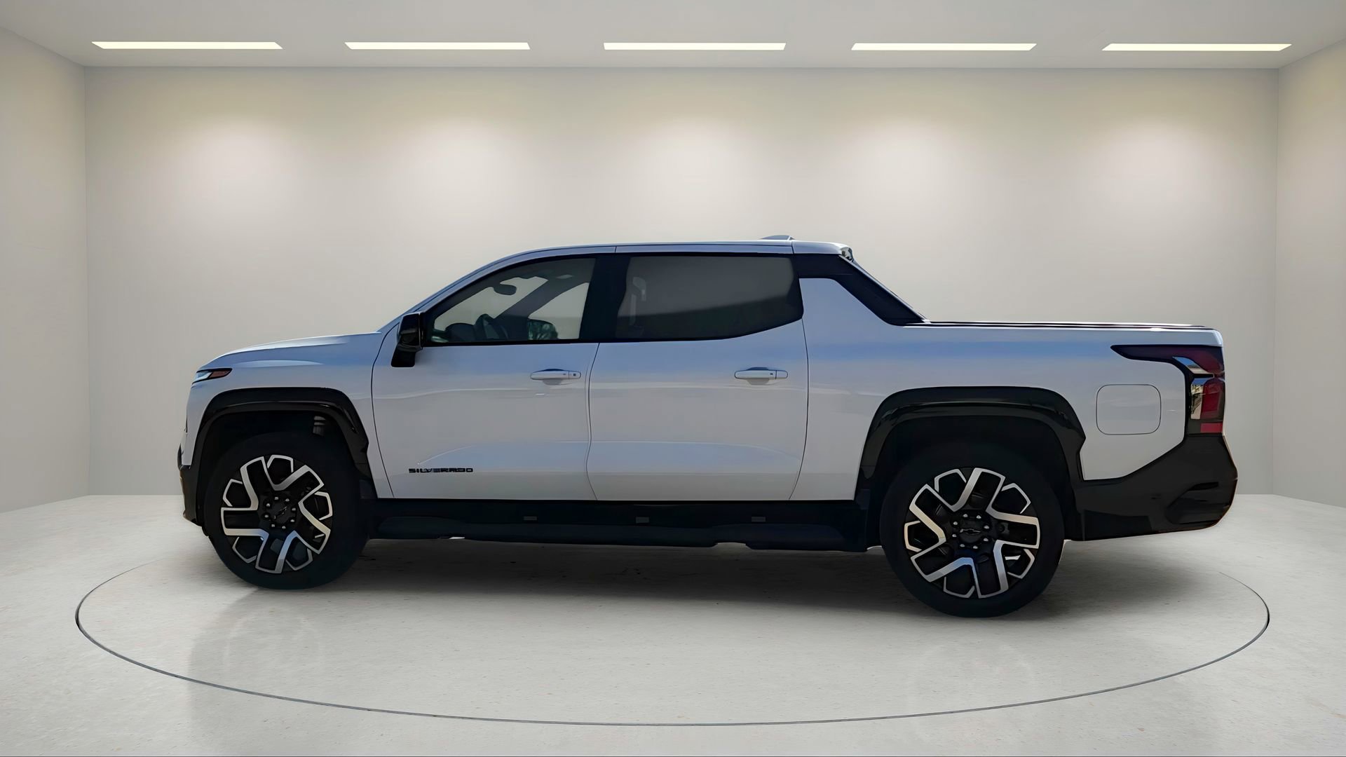 2024 Chevrolet Silverado EV RST - Photo 9