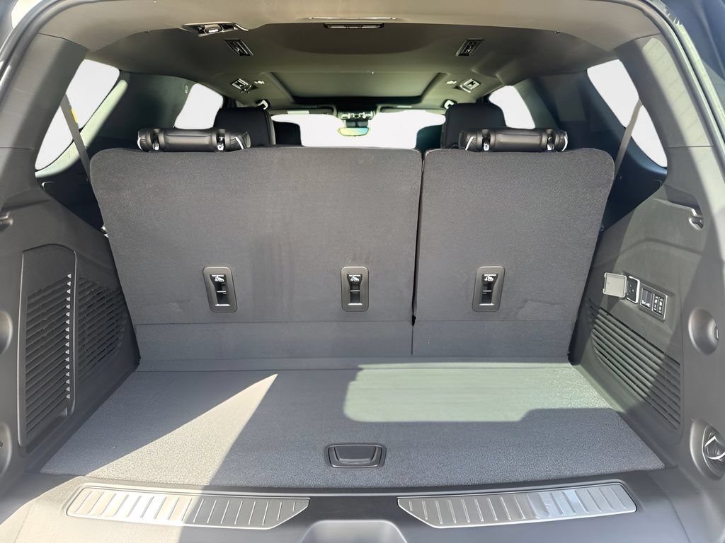 2026 GMC Yukon AT4 Ultimate - Photo 24