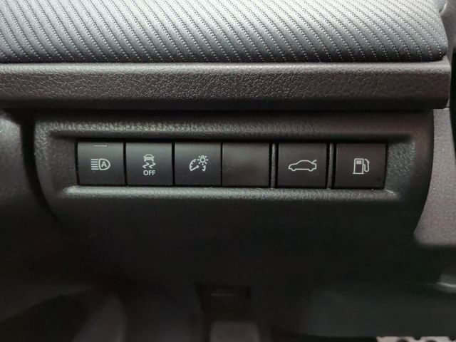 Certified Used 2025  Toyota SE image 27