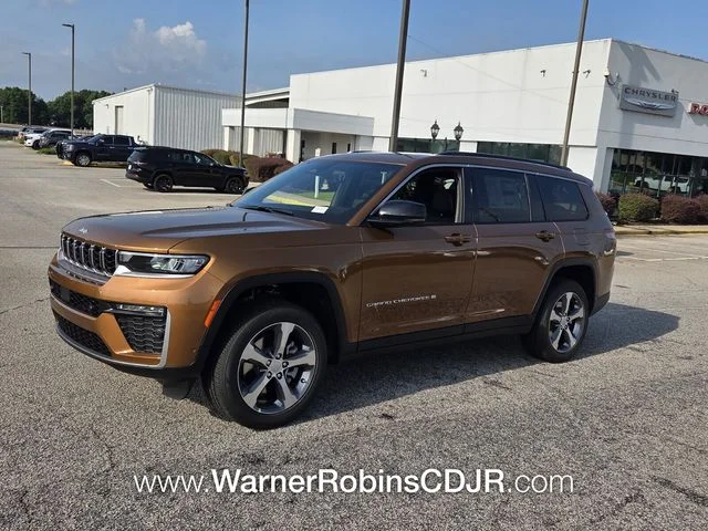 New 2026 Copper Shino Metallic Clear-Coat Exterior Paint Jeep Limited image 3
