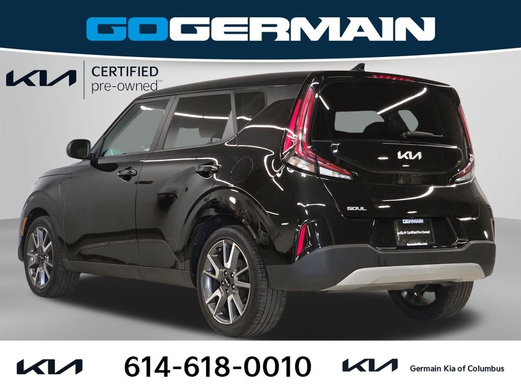 Used 2024 Black Kia EX image 10