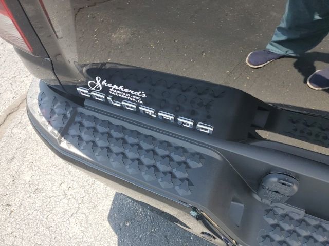 2025 Chevrolet Colorado LT - Photo 16