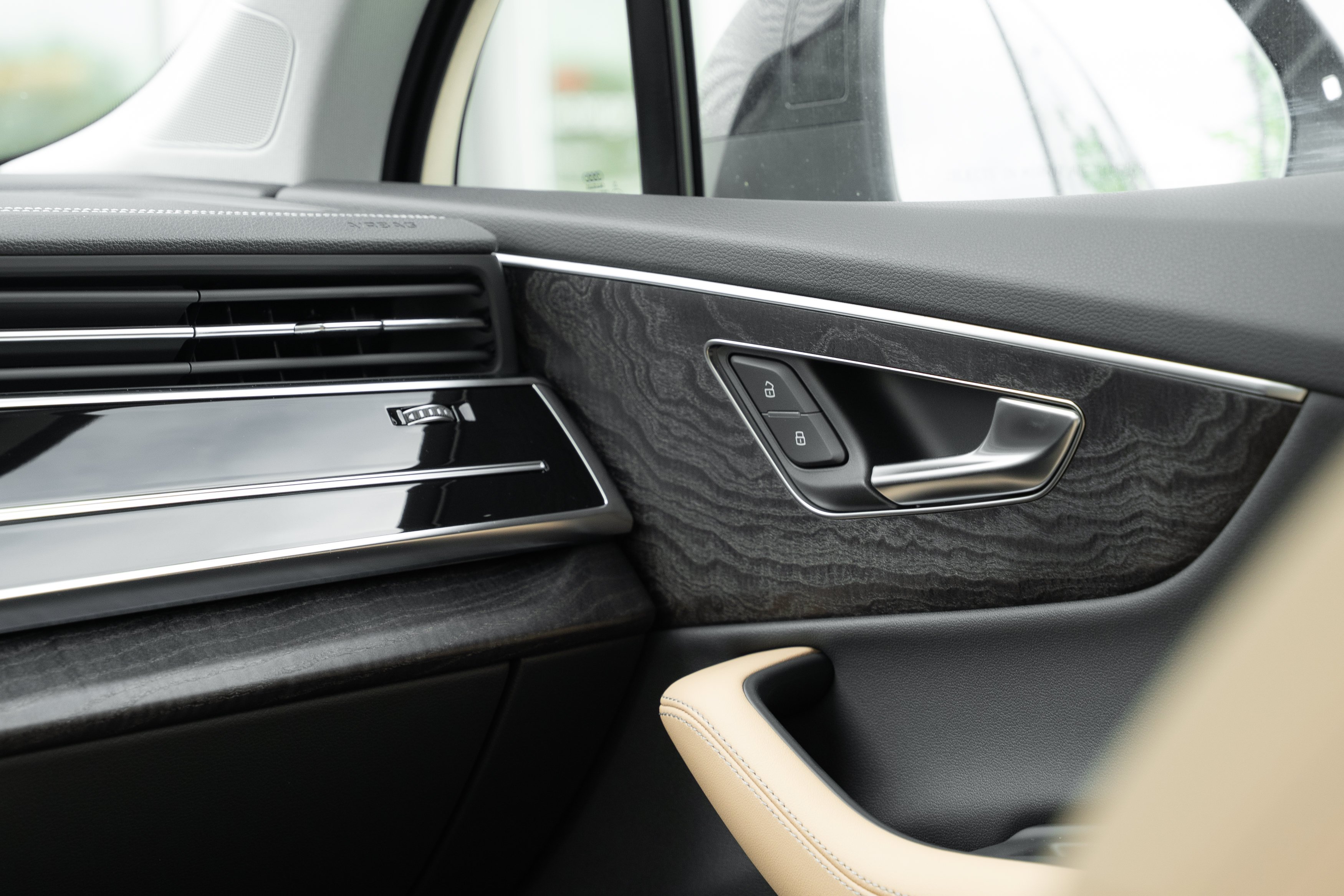 2026 Audi Q7 Premium Plus - Photo 13