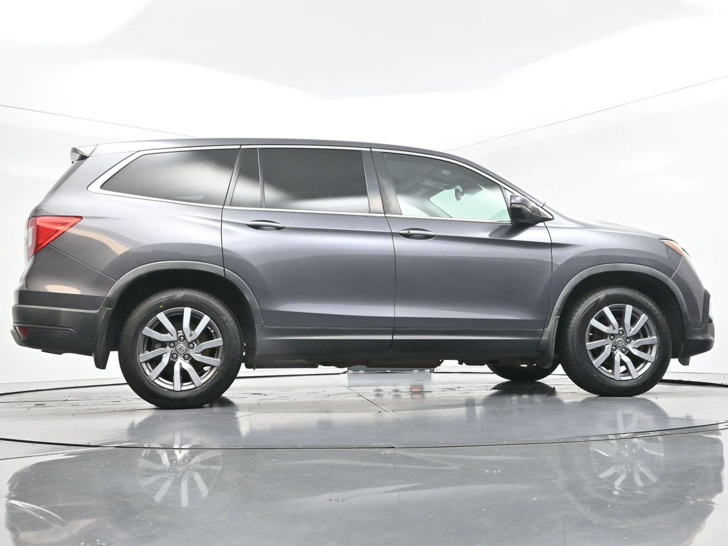 Used 2019 Modern Steel Metallic Honda EX-L image 56