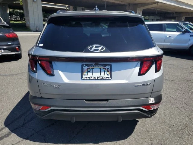 Used 2024 Silver Hyundai Blue image 4