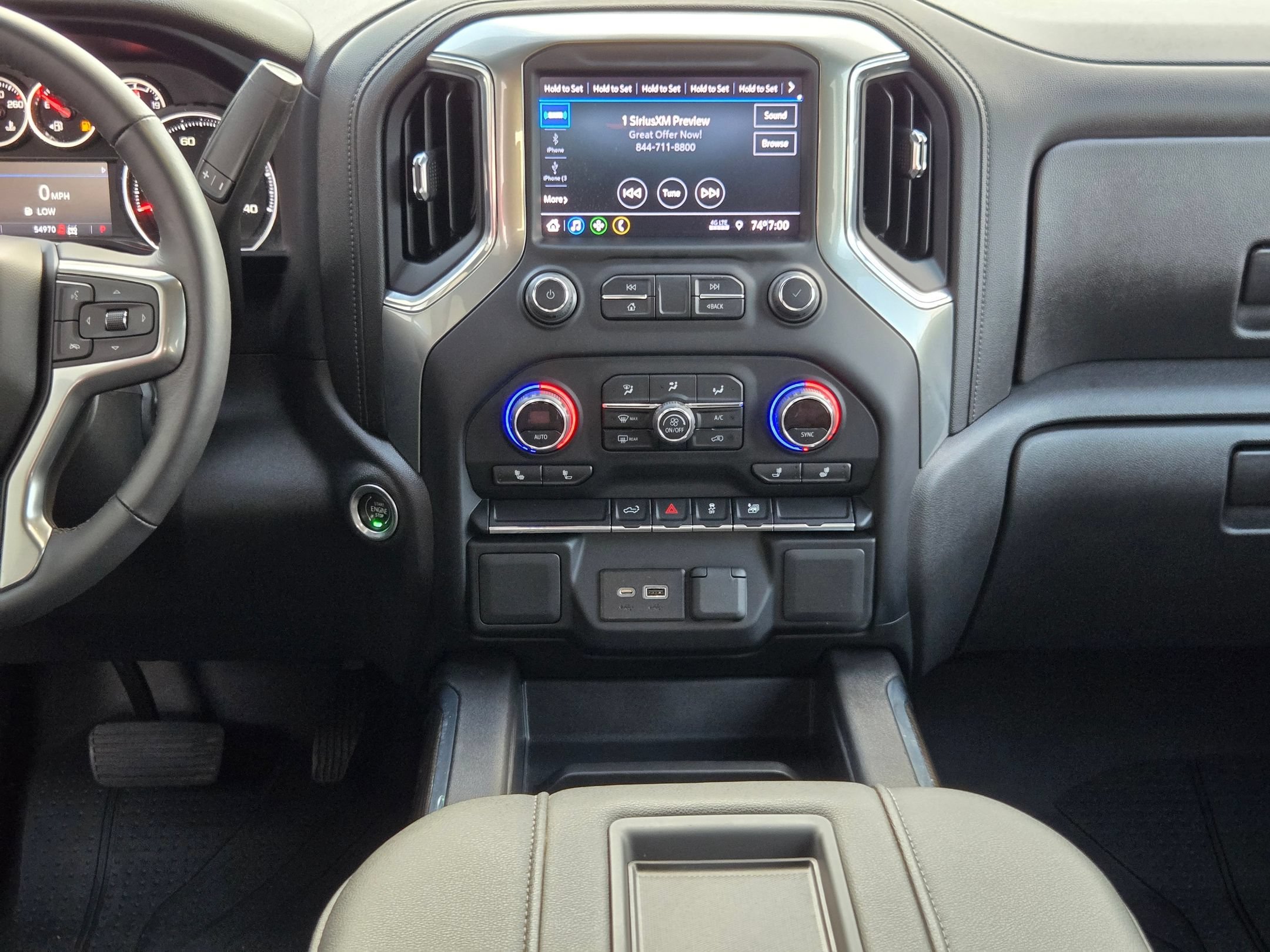 Used 2022 Iridescent Pearl Tricoat Chevrolet RST image 16