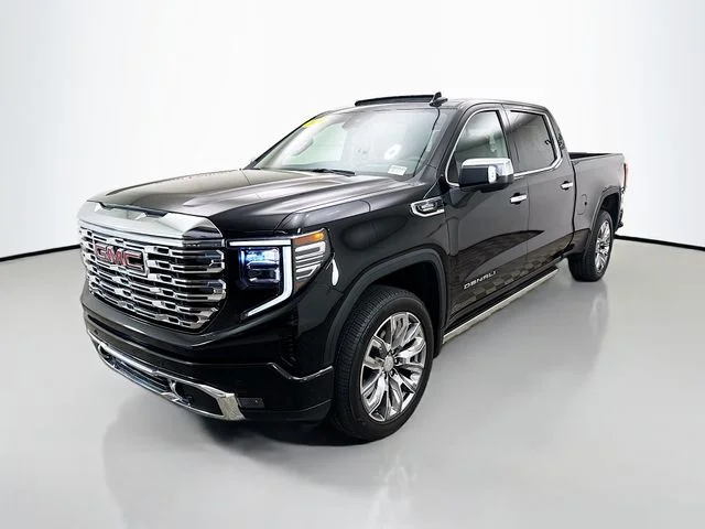 Used 2025 Black GMC Denali image 3