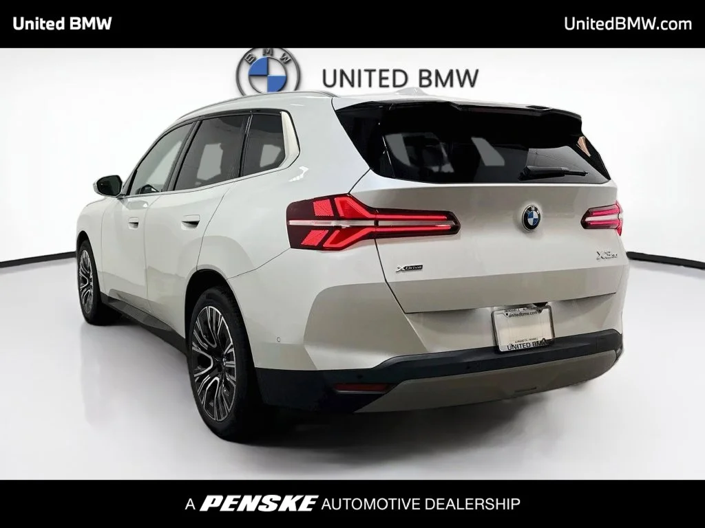 Certified Used 2026 Mineral White Metallic BMW 30 xDrive image 7