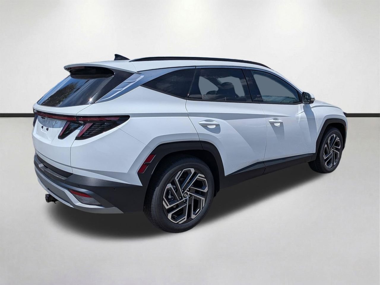 New 2026 Serenity White Pearl Hyundai Limited FWD image 4