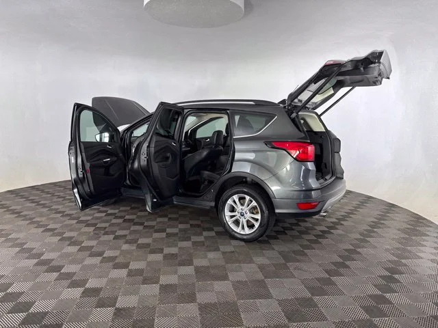 Used 2019 Gray Ford SEL image 22
