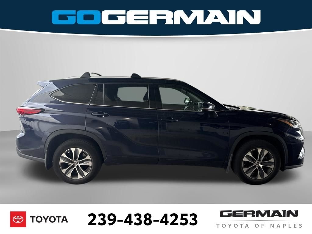 Used 2022 Blue Toyota XLE image 11