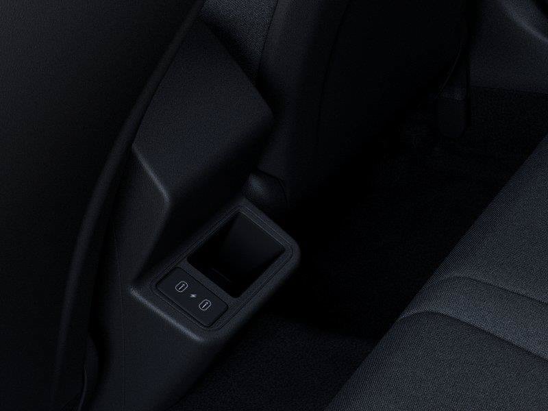 New 2026 Snow White Pearl Kia LXS image 27
