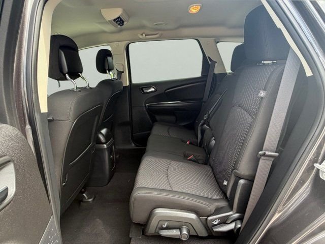 Used 2020 Gray Dodge SE image 11