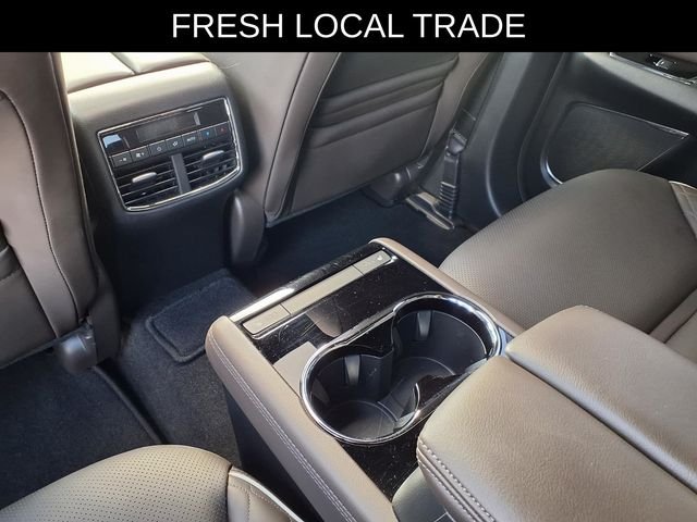 Used 2021 White Mazda Signature image 19