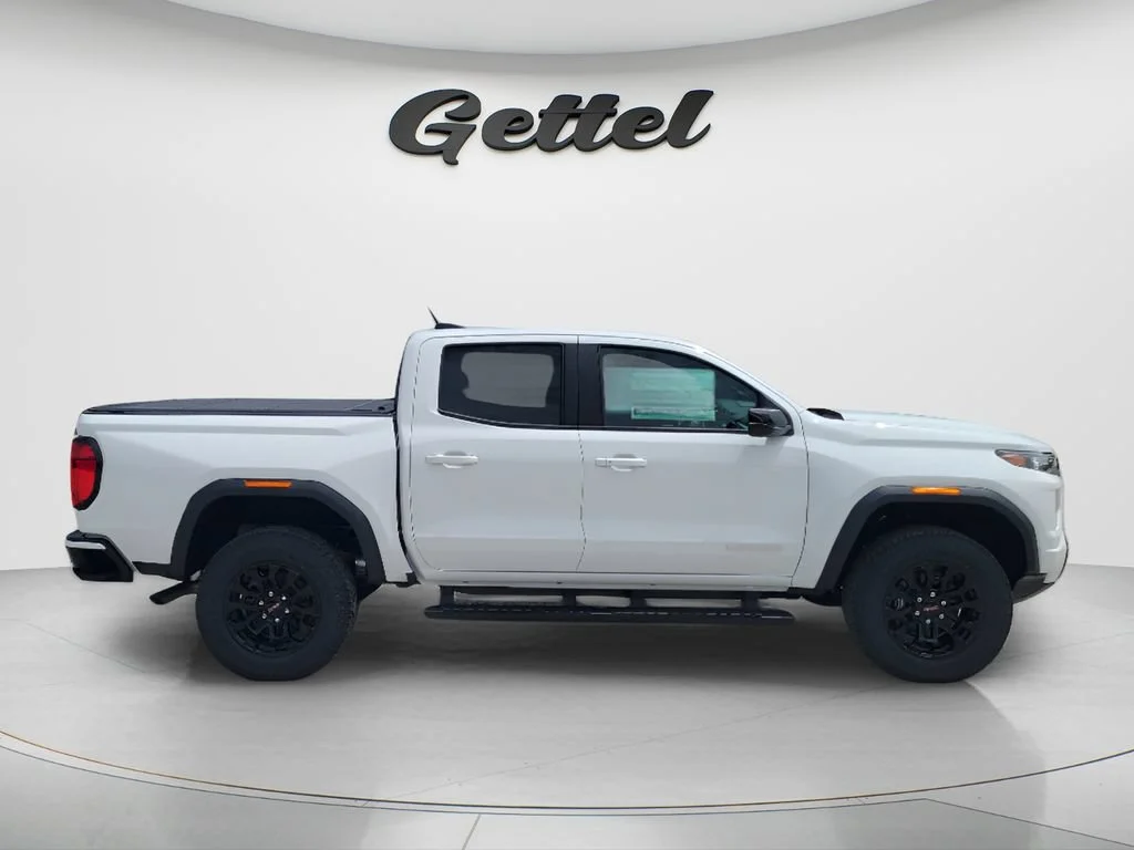New 2026 Summit White GMC Elevation image 4