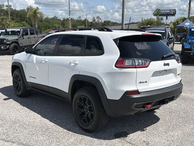 Used 2022 White Jeep Trailhawk image 6