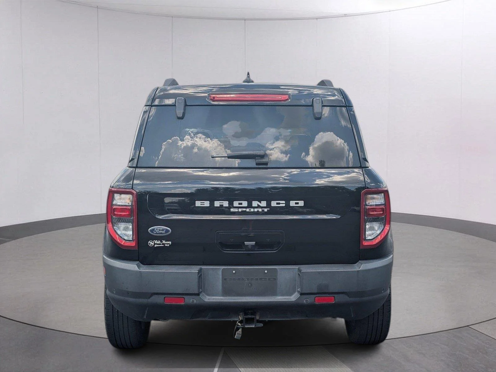 Used 2023 Shadow Black Ford Outer Banks image 4
