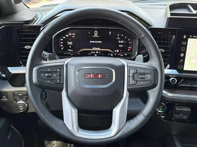 Used 2025 Summit White GMC SLT image 23