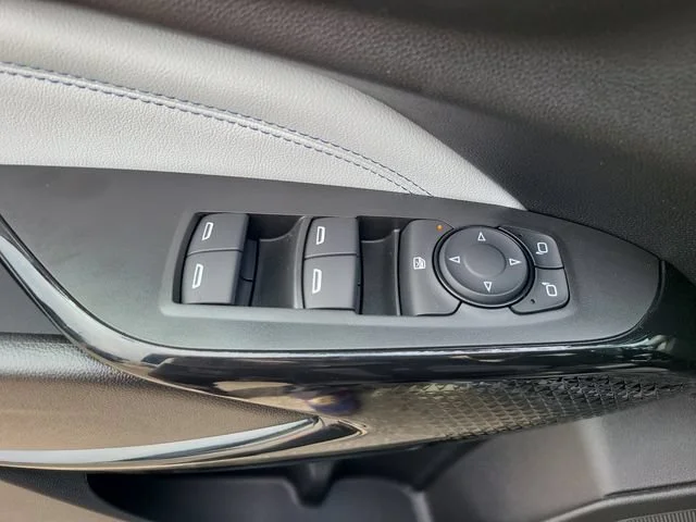 New 2026 Mosaic Black Metallic Chevrolet LT image 18