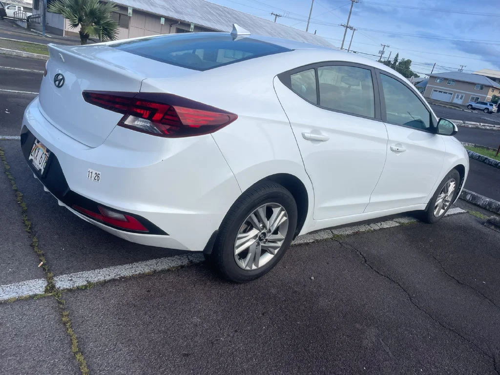 Used 2020 White Hyundai Value Edition image 8