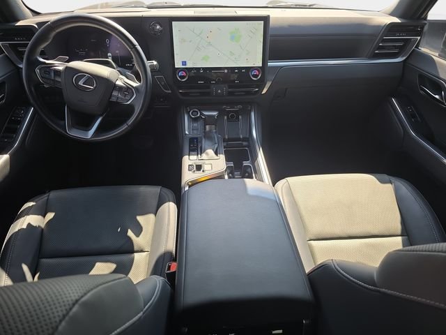Used 2024 Black Lexus 550 Premium+ image 10