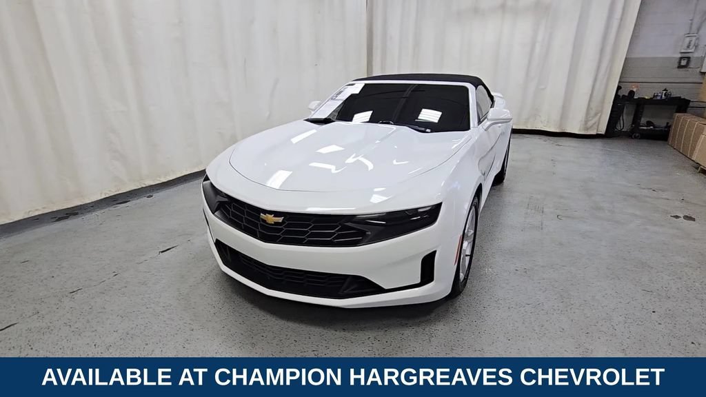 Used 2023 SUMMIT WHITE Chevrolet 3LT image 3