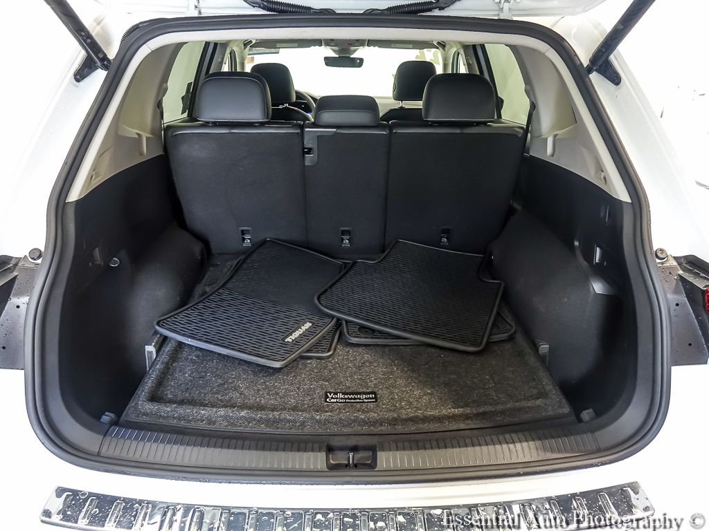 Certified Used 2022  Volkswagen 2.0T SE image 21