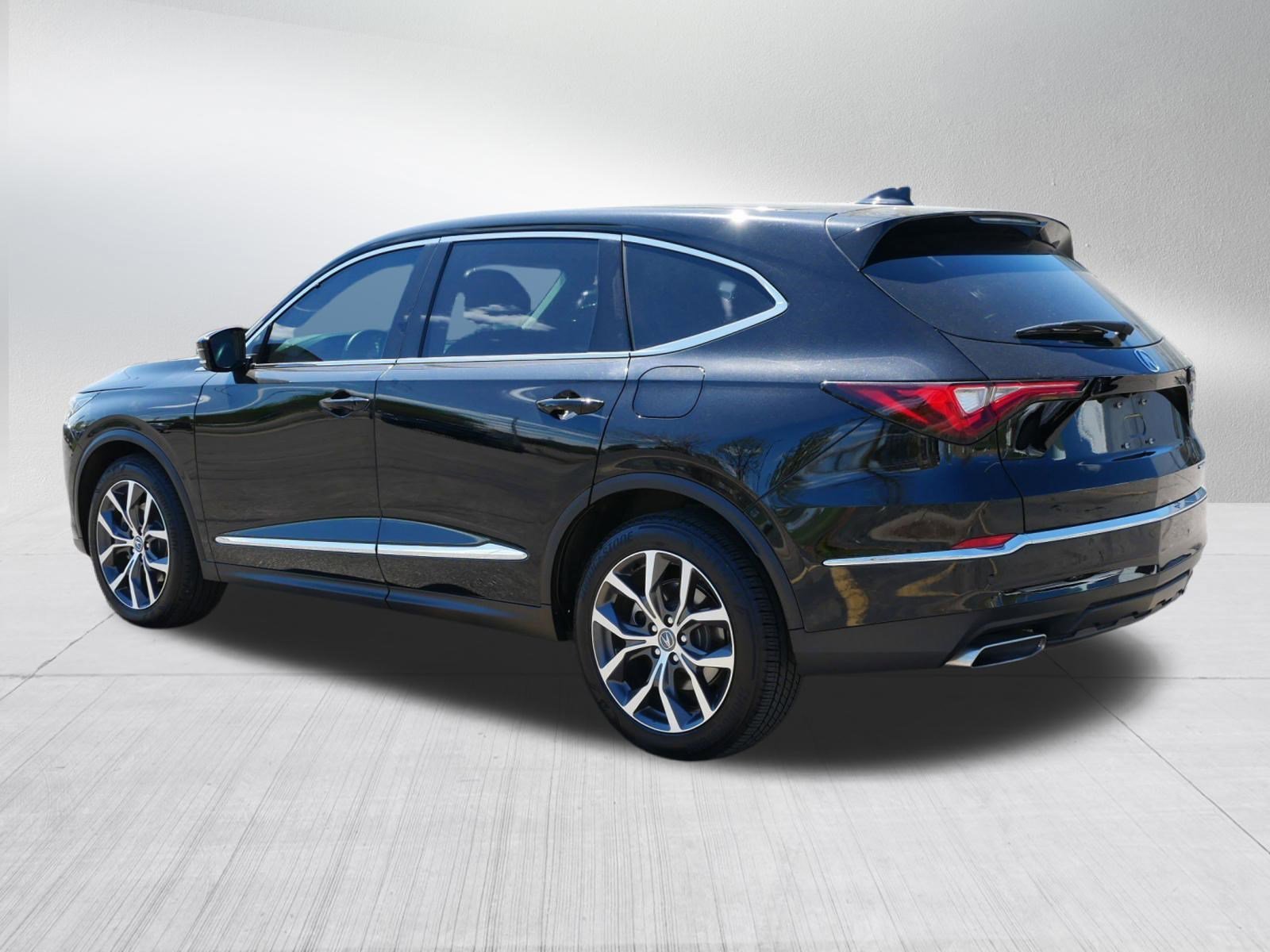 Used 2024 Majestic Black Pearl Acura w/Technology Package image 5