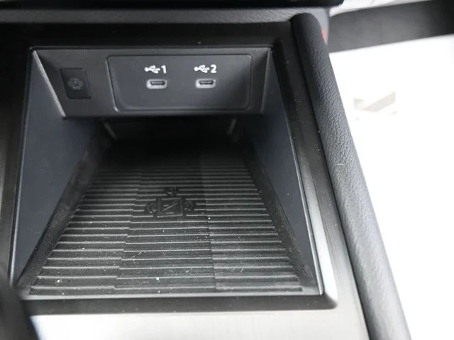Used 2025 Black Nissan SR image 25