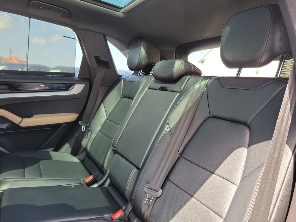 Used 2024 Blue Porsche Base image 12