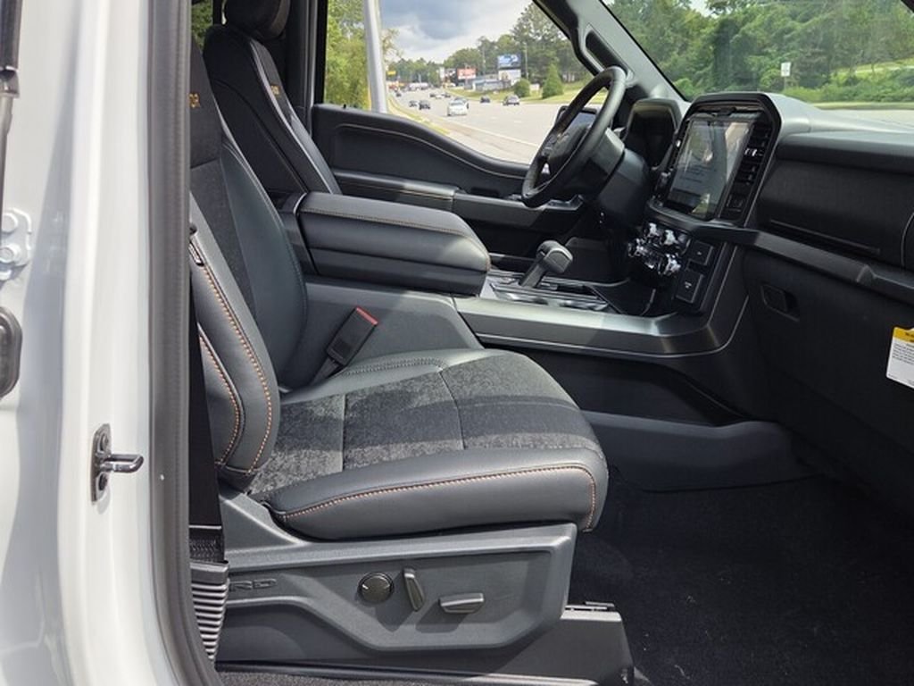New 2026 Oxford White Ford Tremor® image 11