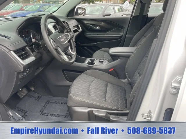 2024 GMC Terrain SLE - Photo 18