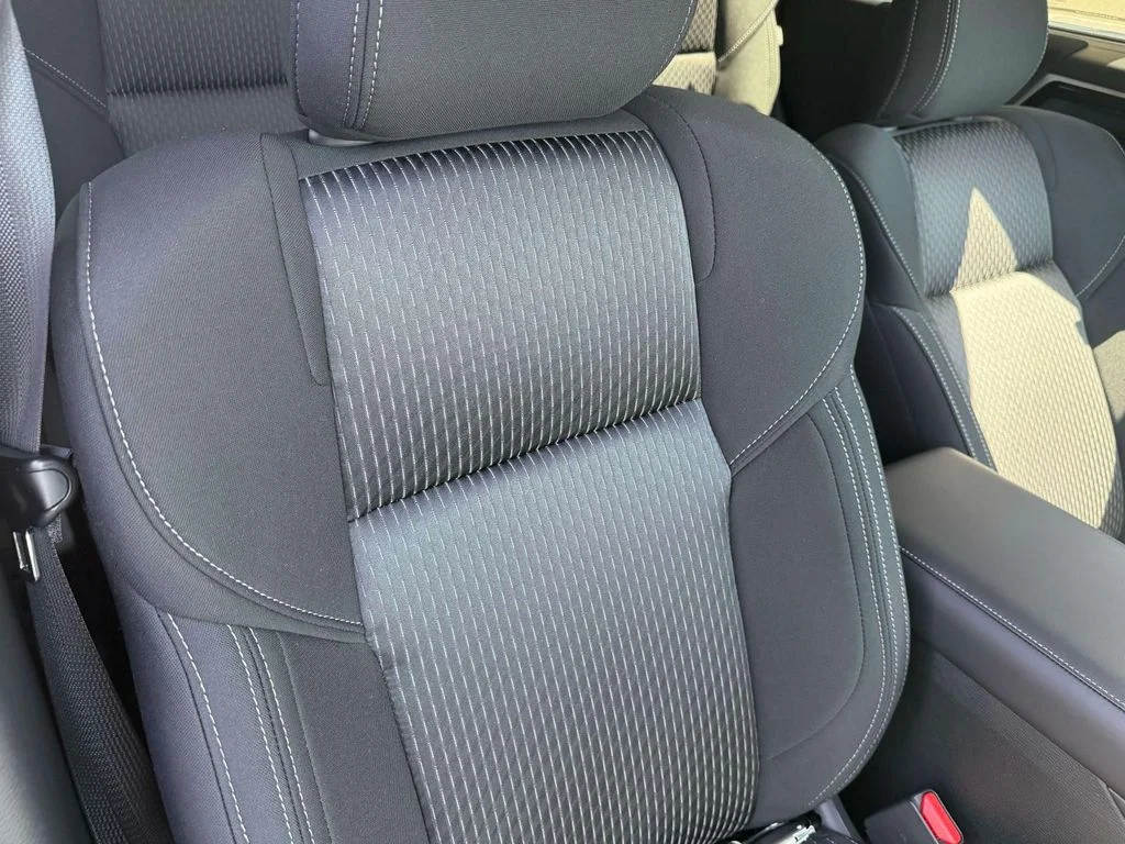 New 2026 Black Mitsubishi ES image 35