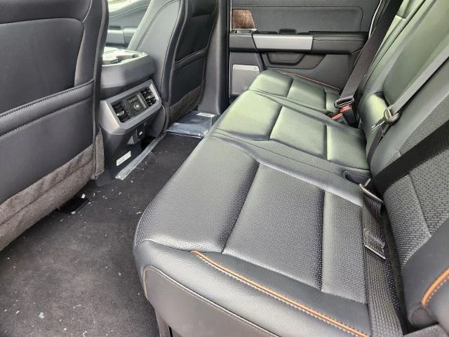 New 2026 Star White Metallic Tri-Coat Ford F-250® Lariat® image 44