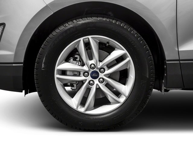 Used 2018 Ruby Red Ford SEL image 12
