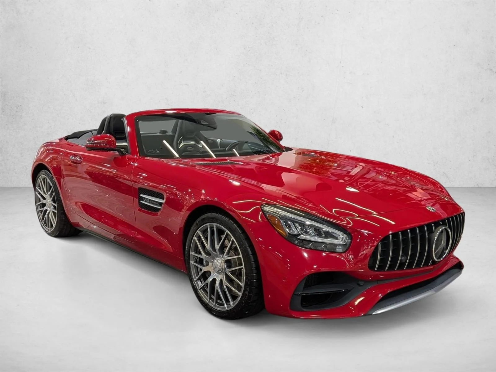Used 2020 Jupiter Red Mercedes-Benz AMG® GT image 3