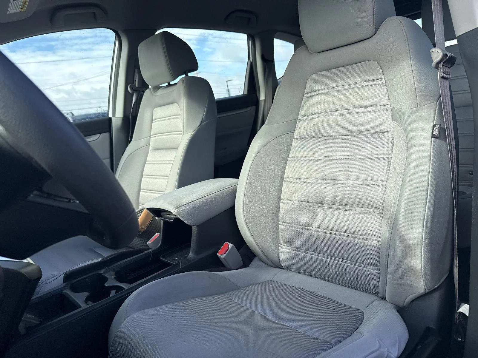 Used 2018 Lunar Silver Metallic Honda LX image 8
