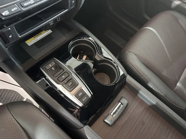 Used 2023  Honda Black Edition image 21