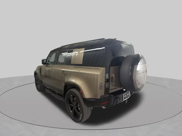 New 2026 Gondwana Stone Metallic Land Rover X-Dynamic SE image 7