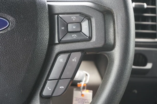 Used 2018  Ford XL image 21