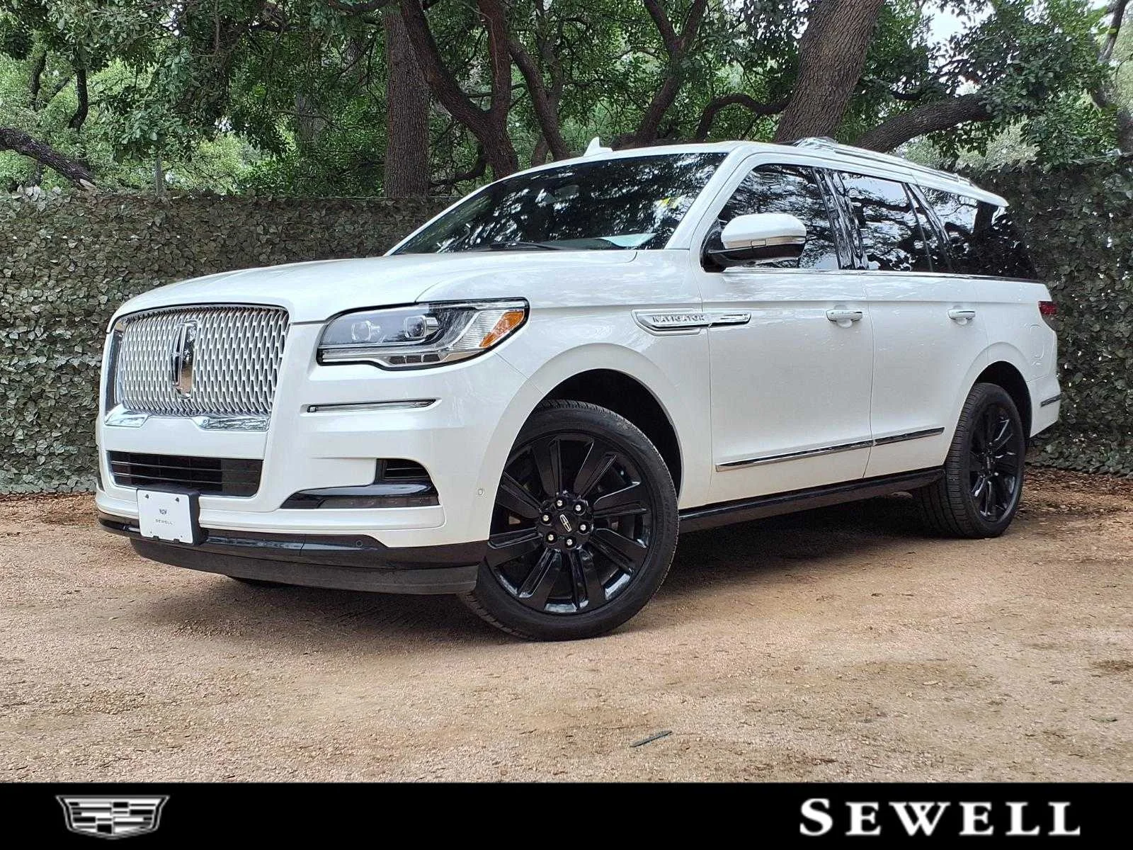 2022 Lincoln Navigator Reserve 4WD's photo