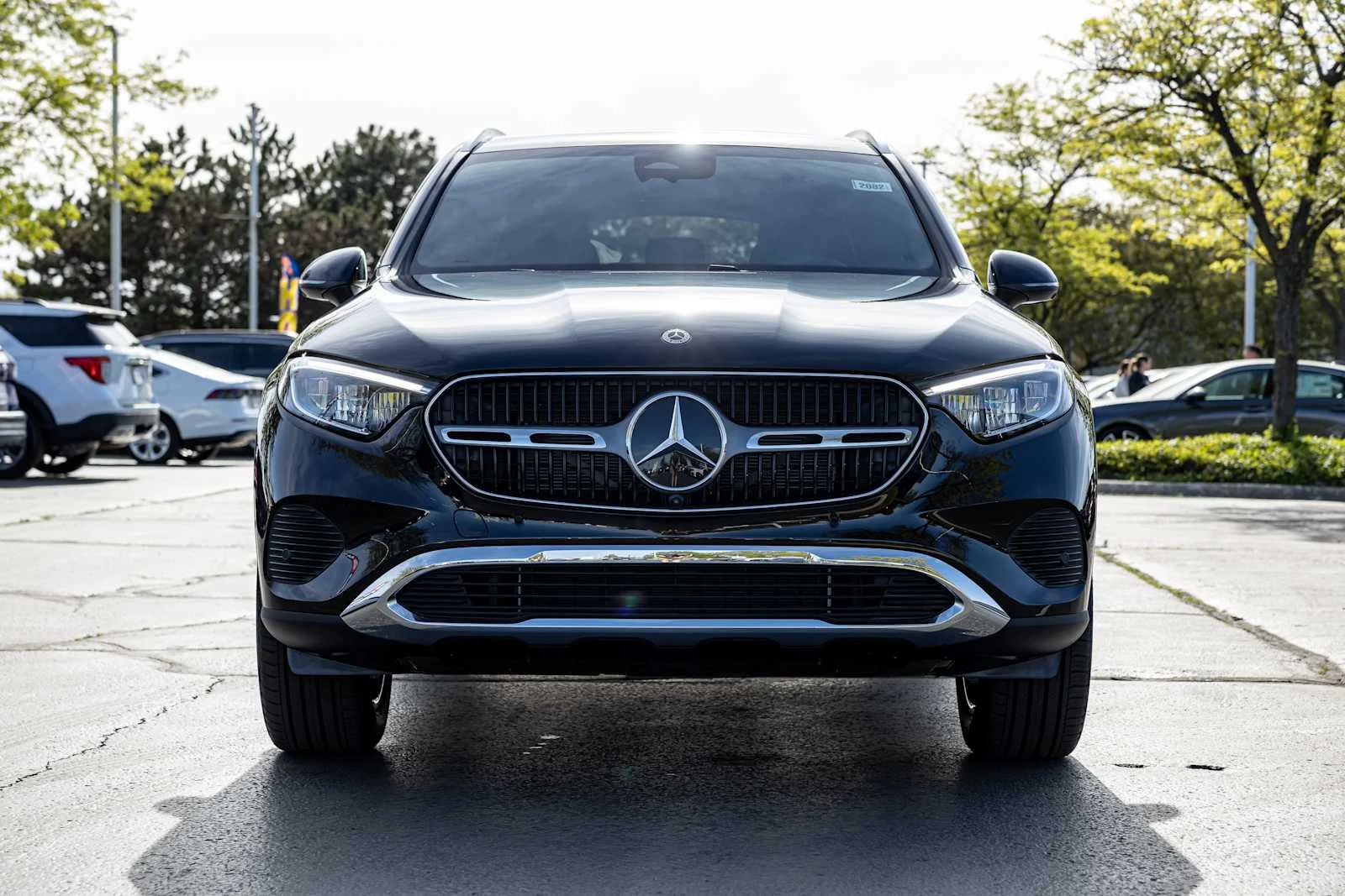 New 2026 BLACK Mercedes-Benz GLC 300 image 2