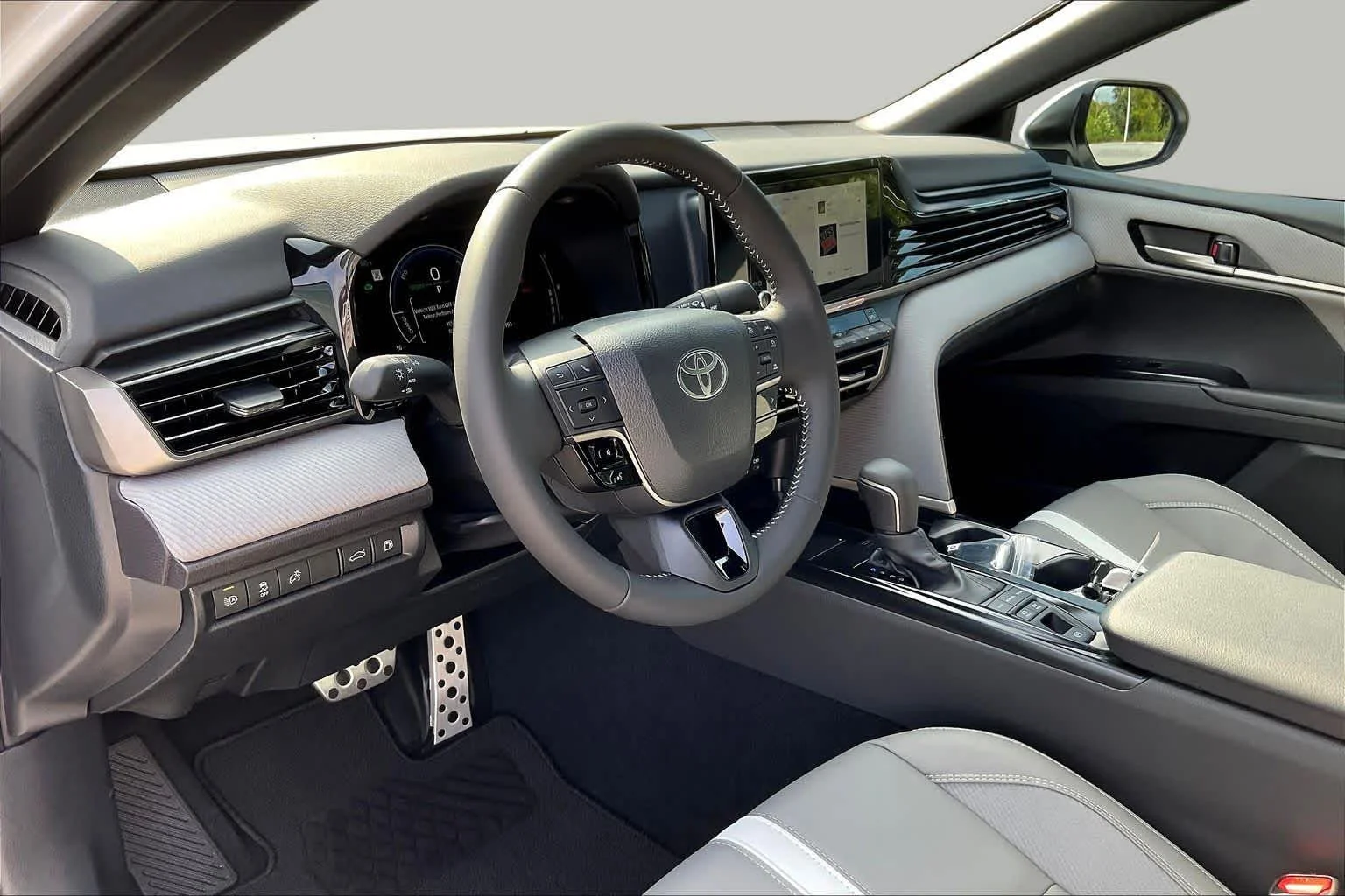 New 2026 Ice Cap Toyota SE image 8