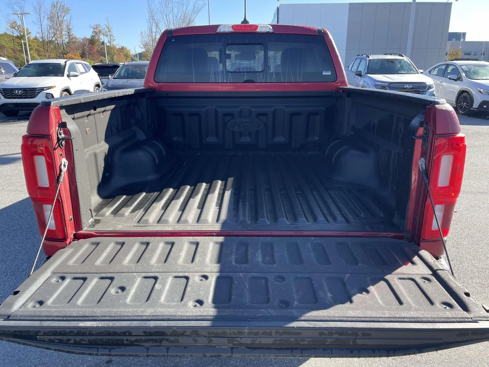 Used 2020 Rapid Red Metallic Tinted Clearcoat Ford LARIAT image 30