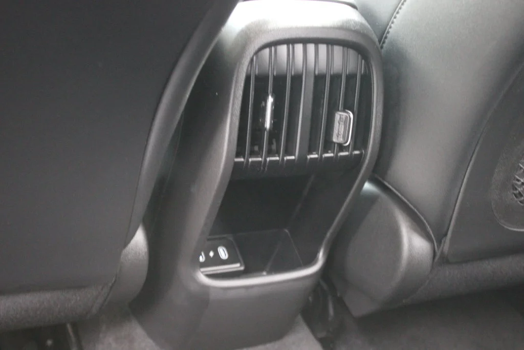 Used 2026 White Hyundai SEL Premium image 28