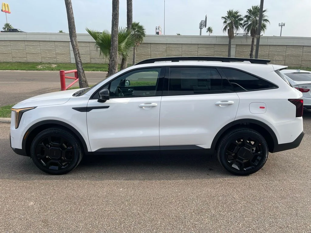 New 2026 White Kia X-Line SX image 4