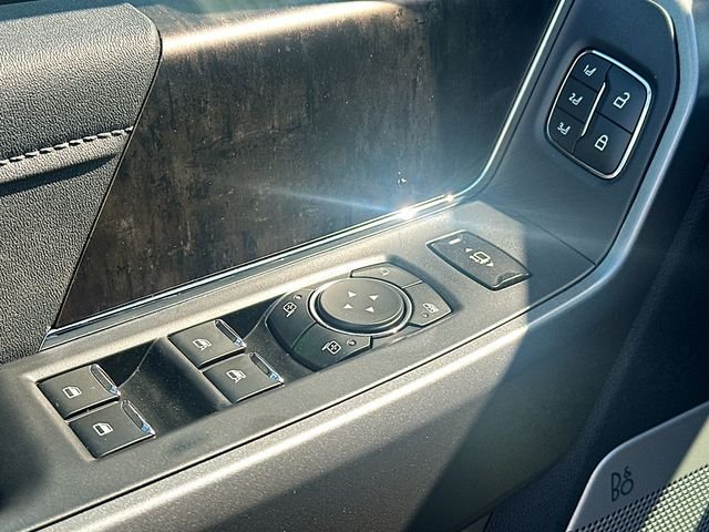 New 2026 Carbonized Gray Metallic Ford Lariat image 18